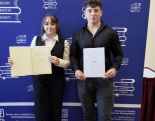 Sukcesy naszych uczniów; powód do dumy i okazja do prezentacji wybitnych Osobowości naszego Liceum. 